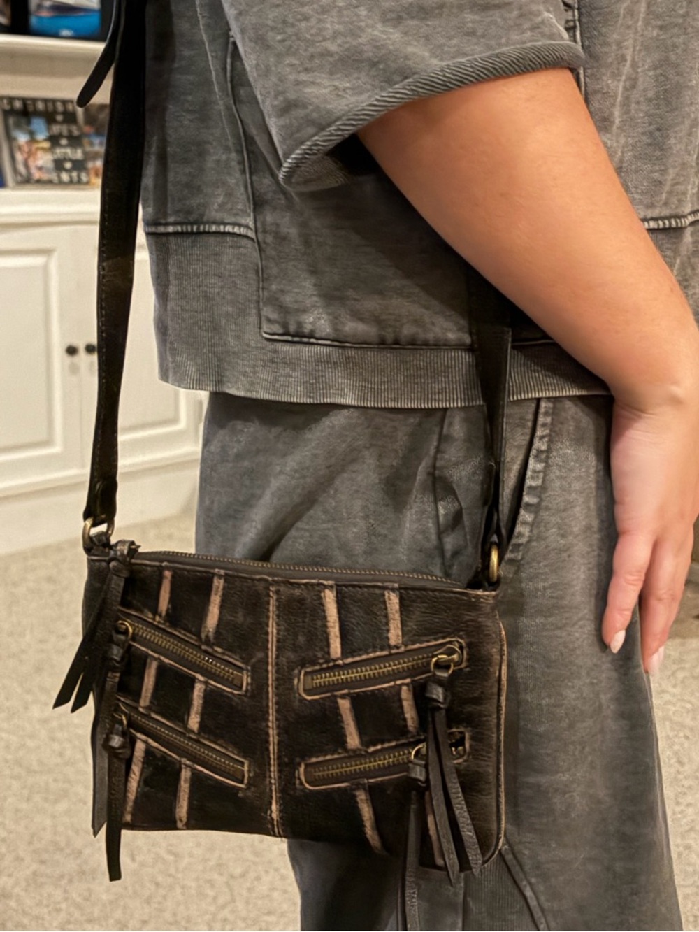 Andrew Marc Black Distressed Pebbled Leather Crossbody - Picture 3 of 7